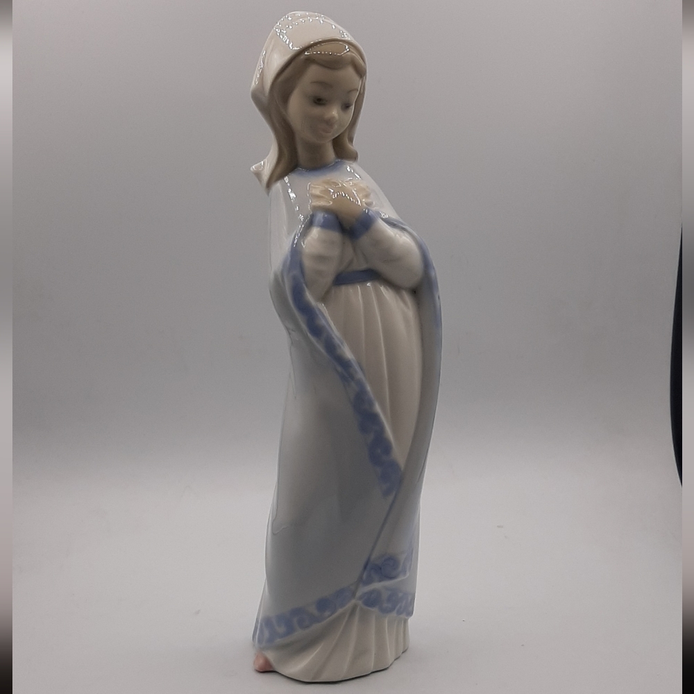 Rare Zaphir Girl Innocent Shy 10 1/4" Tall Porcelain Figurine Made in Spain